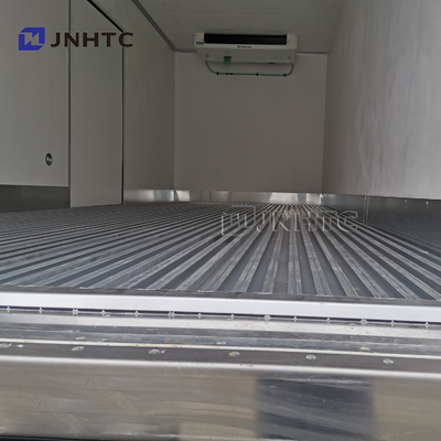 Behälterlieferwagen Gefrierschrank-Kühlschrank HOWO 6x4 kühlte Impf-20 Tonne