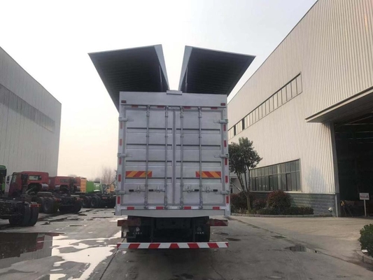 Schwergut-LKW-Euro II 10 Wheeler Wing Van SINOTRUK HOWO A7 6X4