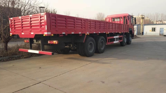 Des fracht-LKWs 8*4 12 Sinotruk HOWO Flachbettgeschäftemacher Heavy Van