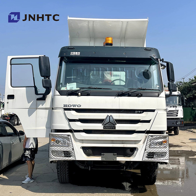 Räder Sinotruk Howo Benz White Dump Truck 50T 12 rechter Antriebs-neues Modell