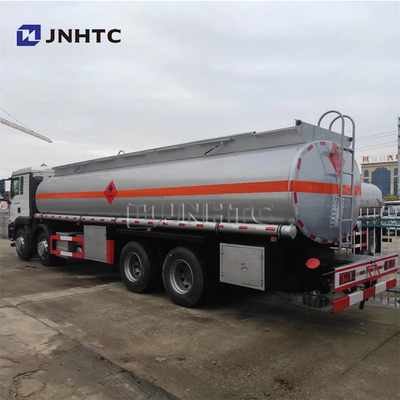 8x4 20000 Liter 30000 Liter Sinotruk-Brennstoff-Tankwagen-25000 Liter ölen Tanklastzug