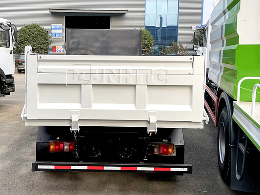 Feuergebührenhandels-LKWs Sinotruk Howo 4X2 10 - 15 Tonnen