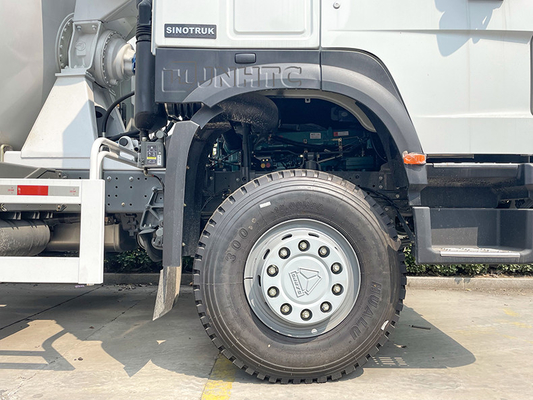 10 Mischer-LKW Räder Sinotruk HOWO 9m3