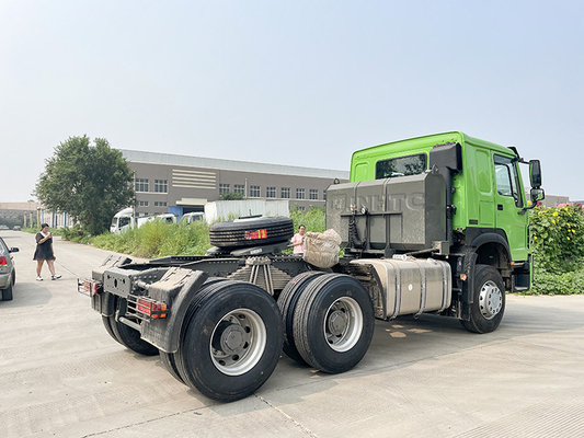Sinotruk Howo zehn dreht Traktor-Kopf des Primärantrieb-371hp des LKW-50t
